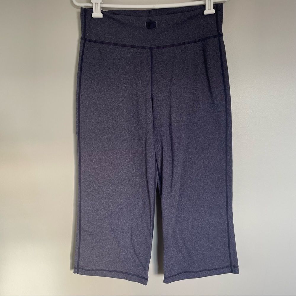 LULULEMON- Cropped Yoga Pants Heathered Navy Size 6
